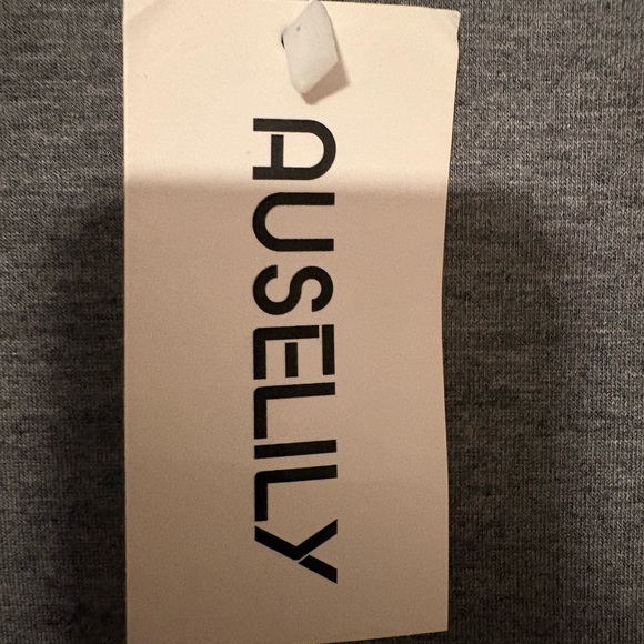 Auselily Long Sleeve Dress NWT - Picture 3 of 3